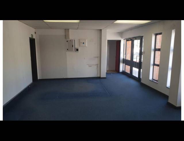 INDUSTRIAL PROPERTY TO RENT IN RANDJESPARK